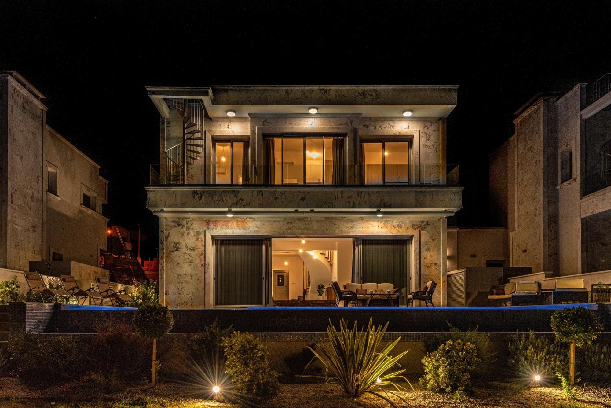 Olymp Luxury Villa D - Luxury Escape With Direct Beach Access And Unique Sunsets Paphos Exterior photo
