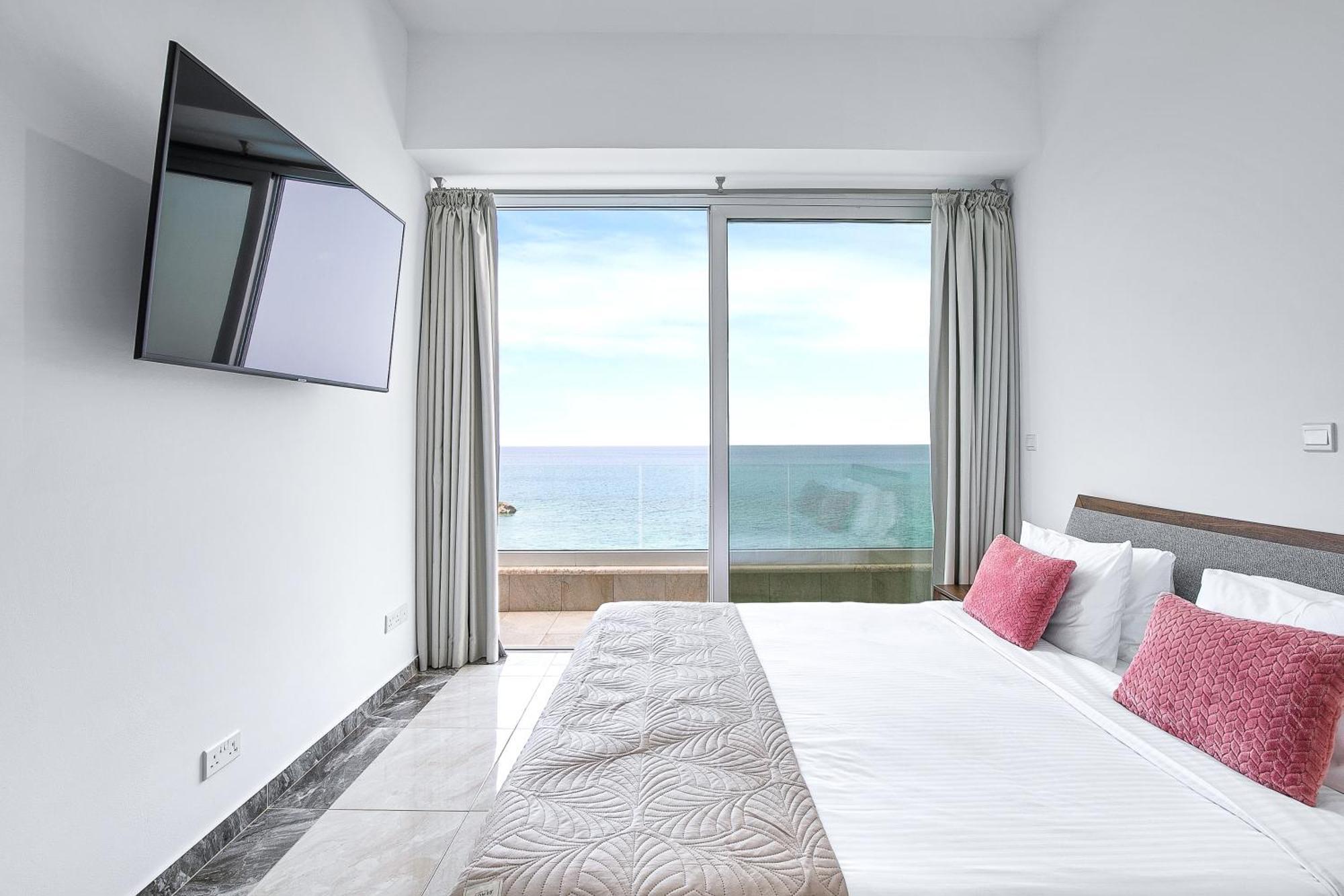 Olymp Luxury Villa D - Luxury Escape With Direct Beach Access And Unique Sunsets Paphos Exterior photo